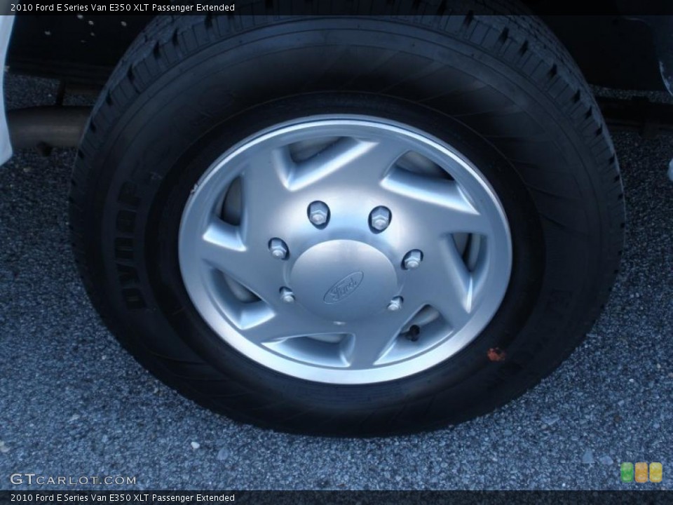 2010 Ford E Series Van E350 XLT Passenger Extended Wheel and Tire Photo #46850076