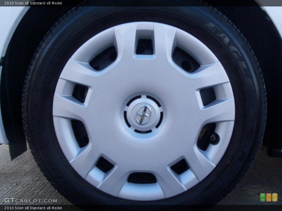 2010 Scion xB  Wheel and Tire Photo #46853898