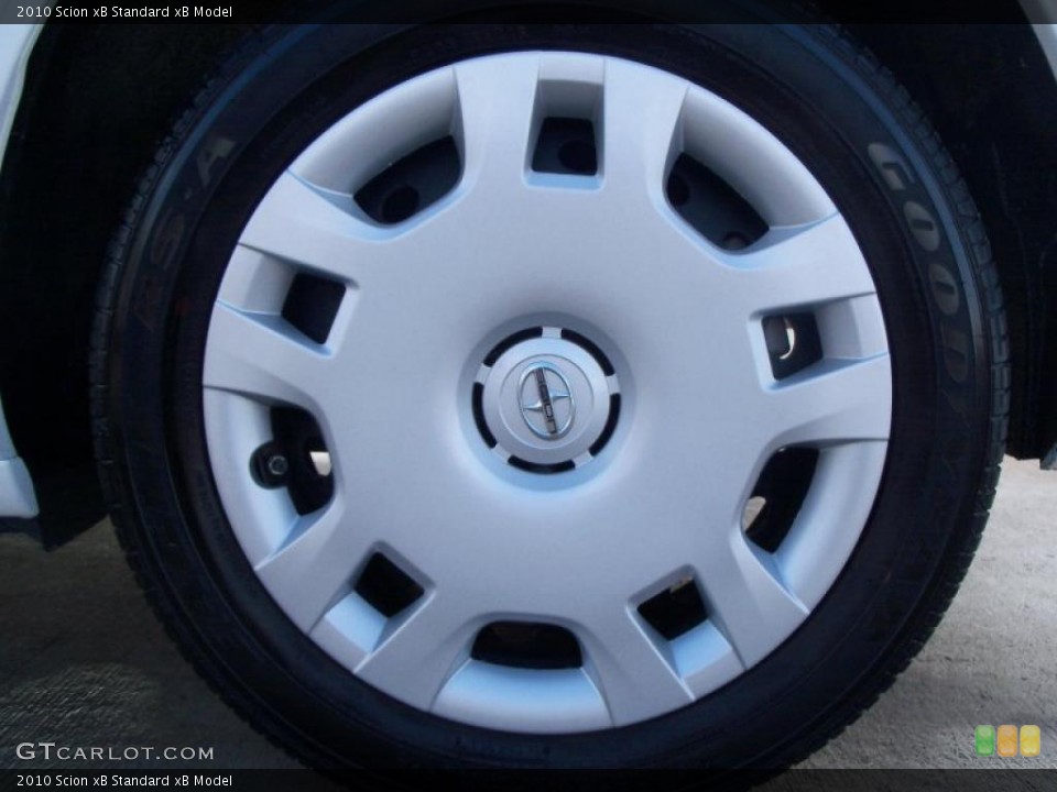 2010 Scion xB  Wheel and Tire Photo #46853916