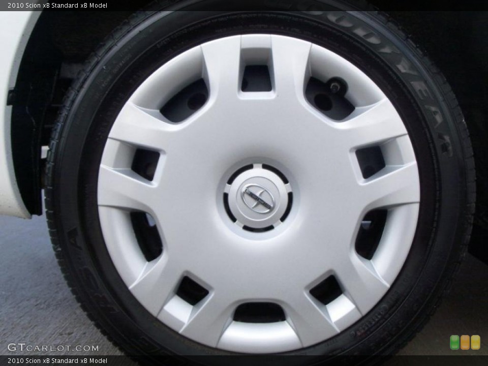 2010 Scion xB  Wheel and Tire Photo #46853931