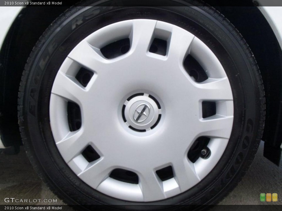 2010 Scion xB  Wheel and Tire Photo #46853943