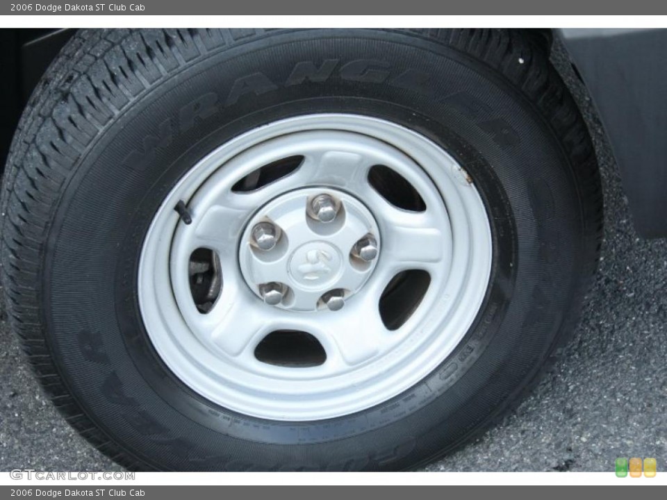 2006 Dodge Dakota ST Club Cab Wheel and Tire Photo #46877129