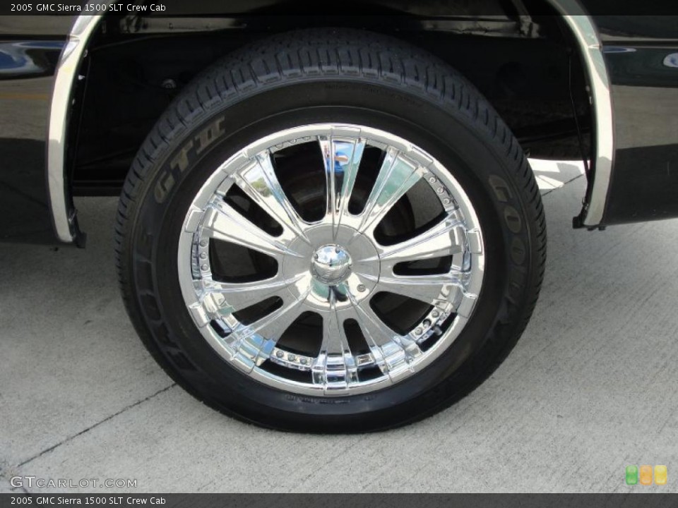 2005 GMC Sierra 1500 Custom Wheel and Tire Photo #46885505