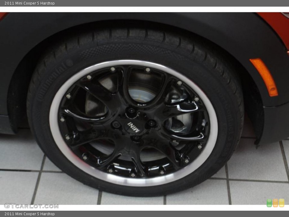 2011 Mini Cooper S Hardtop Wheel and Tire Photo #46893170