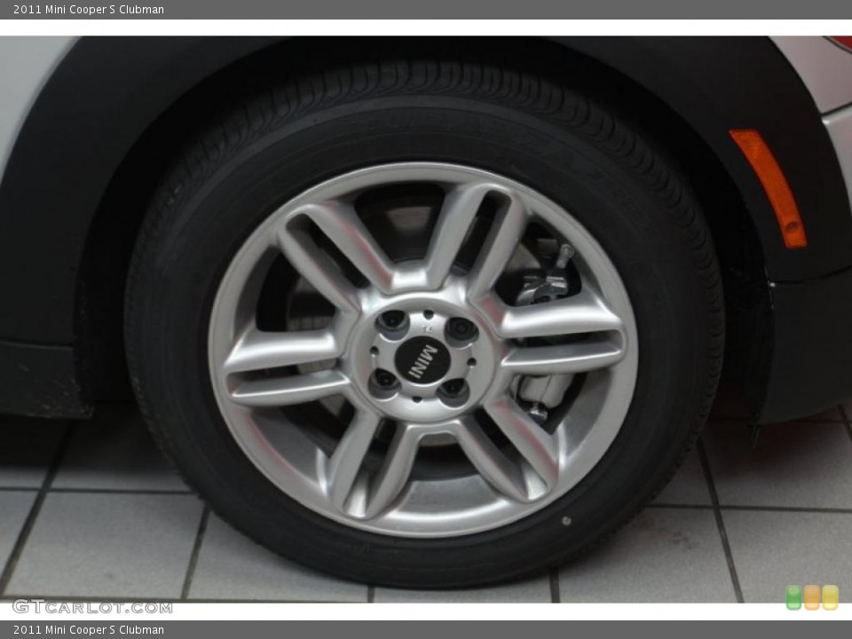 2011 Mini Cooper S Clubman Wheel and Tire Photo #46893482