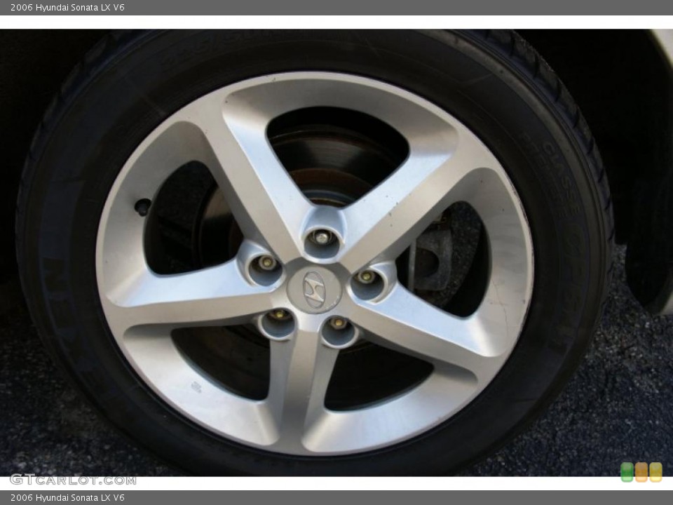2006 Hyundai Sonata LX V6 Wheel and Tire Photo #46905461