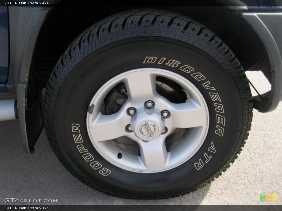 2011 Nissan Xterra S 4x4 Wheel and Tire Photo #46908059