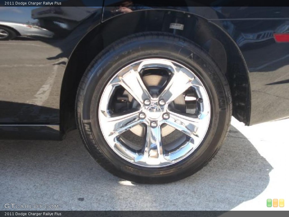 2011 Dodge Charger Rallye Plus Wheel and Tire Photo #46920659