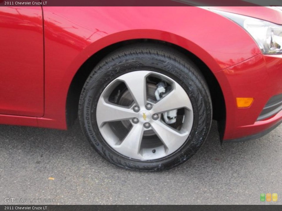 2011 Chevrolet Cruze LT Wheel and Tire Photo #46923083