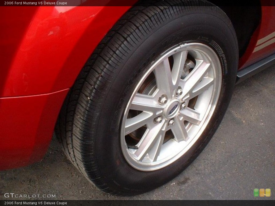 2006 Ford Mustang V6 Deluxe Coupe Wheel and Tire Photo #46949424