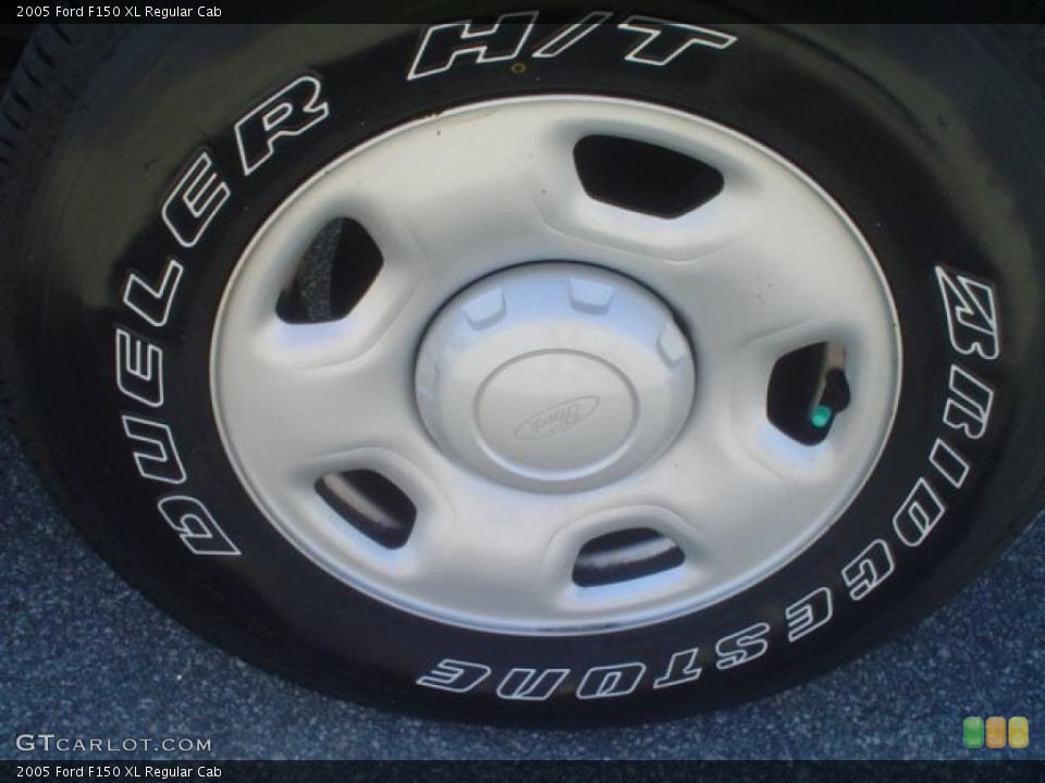 2005 Ford F150 XL Regular Cab Wheel and Tire Photo #46959318