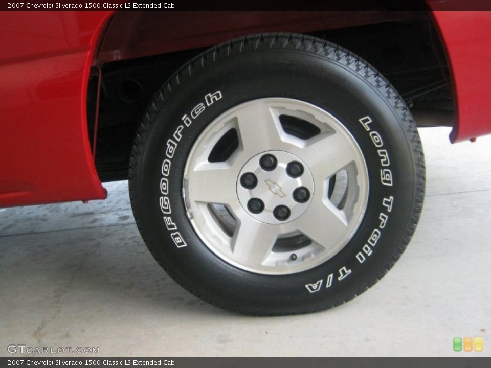 2007 Chevrolet Silverado 1500 Classic LS Extended Cab Wheel and Tire Photo #46968720
