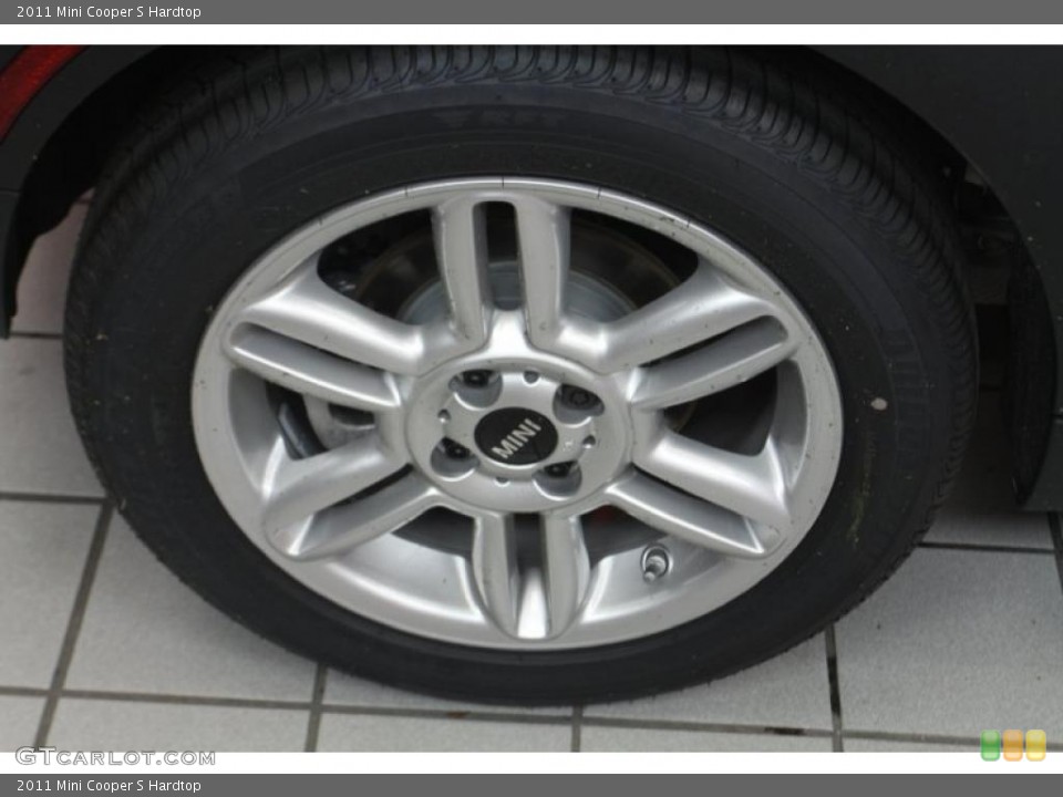 2011 Mini Cooper S Hardtop Wheel and Tire Photo #46974399