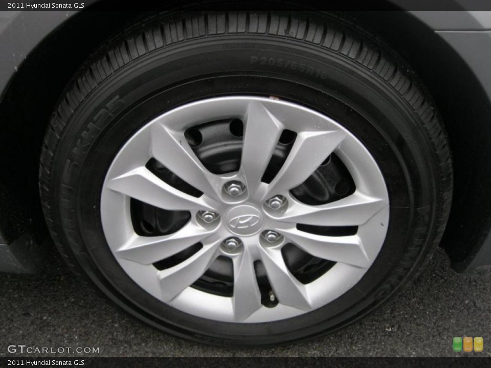 2011 Hyundai Sonata GLS Wheel and Tire Photo #46983321
