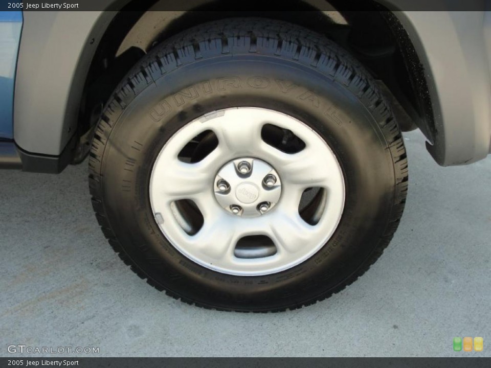 2005 Jeep Liberty Sport Wheel and Tire Photo #46986834