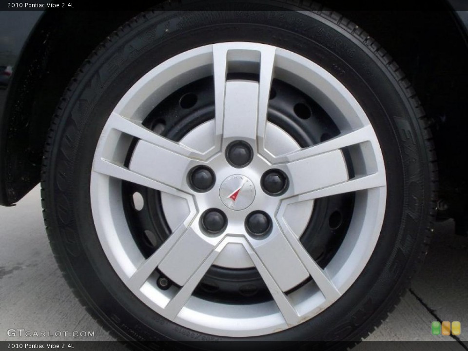2010 Pontiac Vibe 2.4L Wheel and Tire Photo #47000124