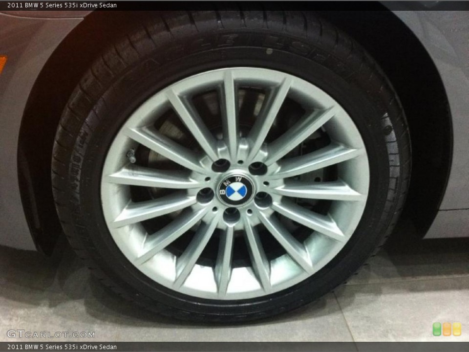 2011 BMW 5 Series 535i xDrive Sedan Wheel and Tire Photo #47008908