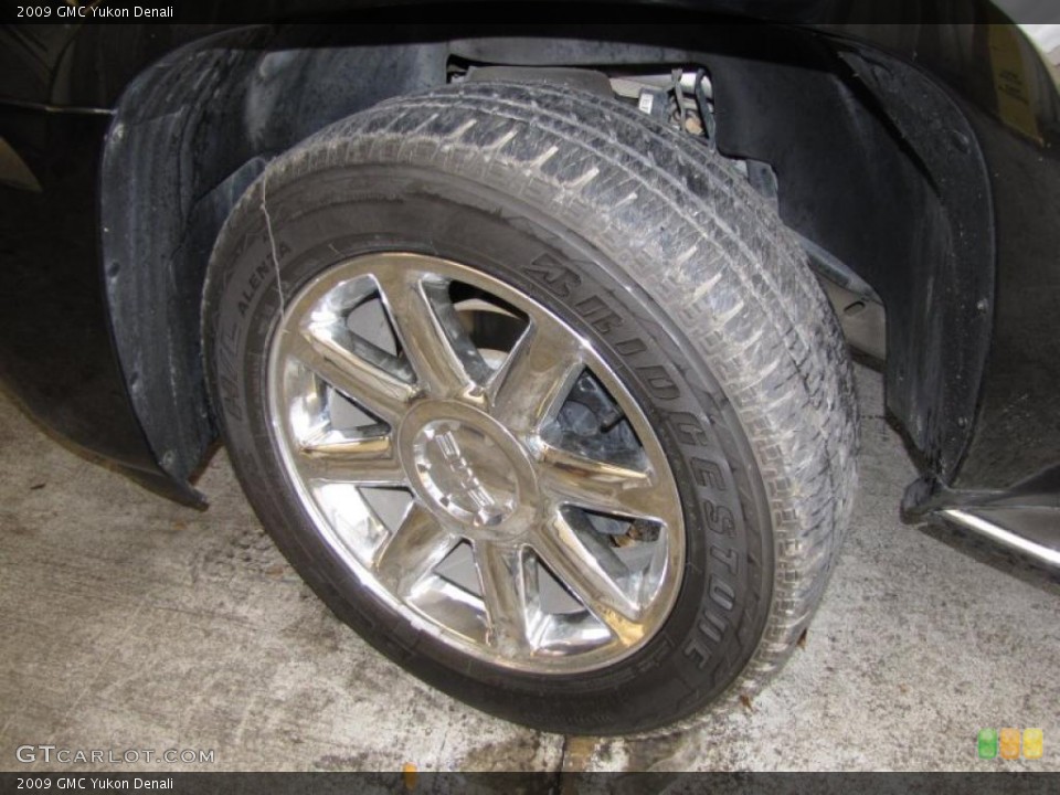 2009 GMC Yukon Wheels and Tires