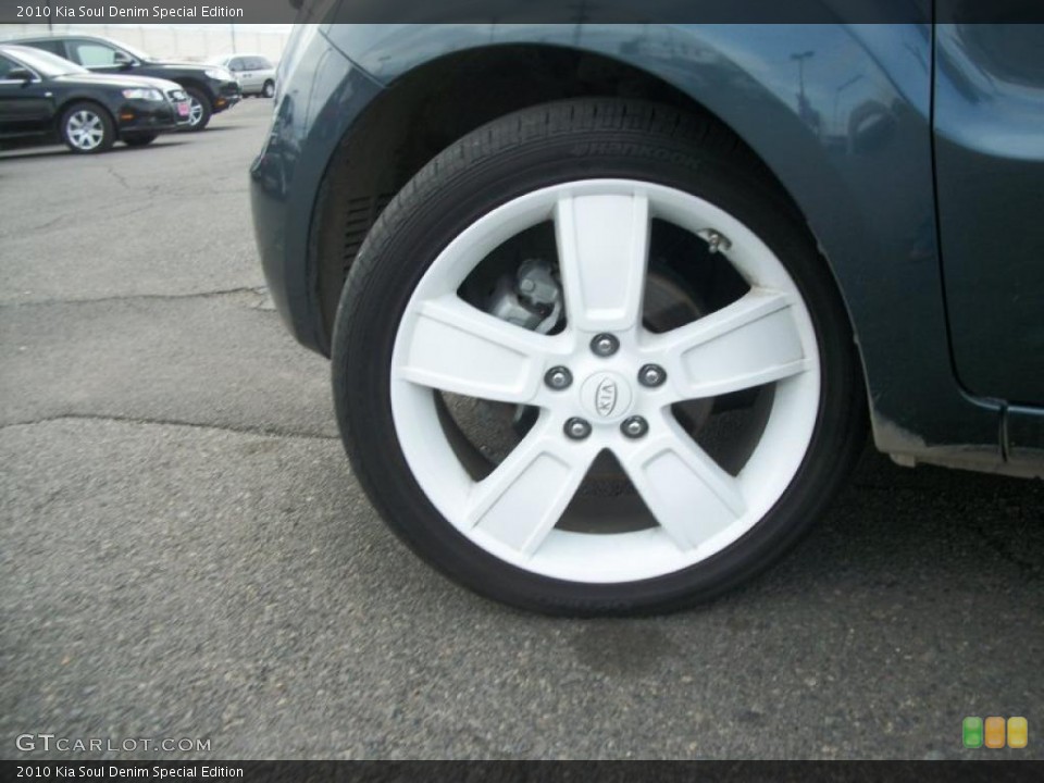 2010 Kia Soul Denim Special Edition Wheel and Tire Photo #47059070