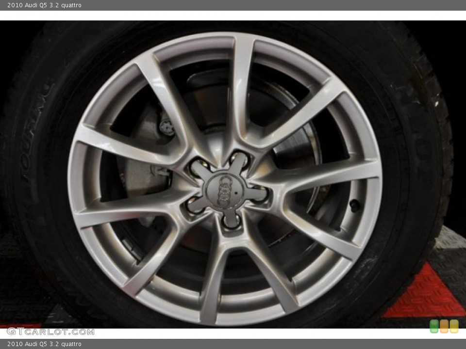 2010 Audi Q5 3.2 quattro Wheel and Tire Photo #47079632