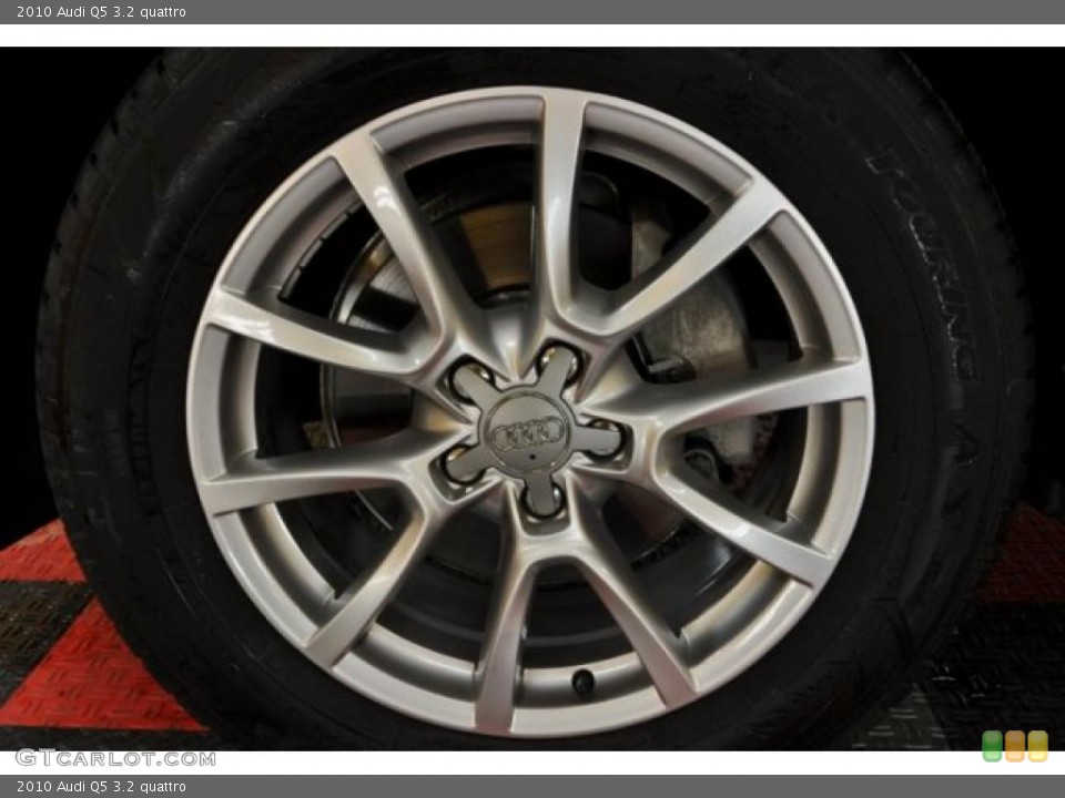 2010 Audi Q5 3.2 quattro Wheel and Tire Photo #47079680