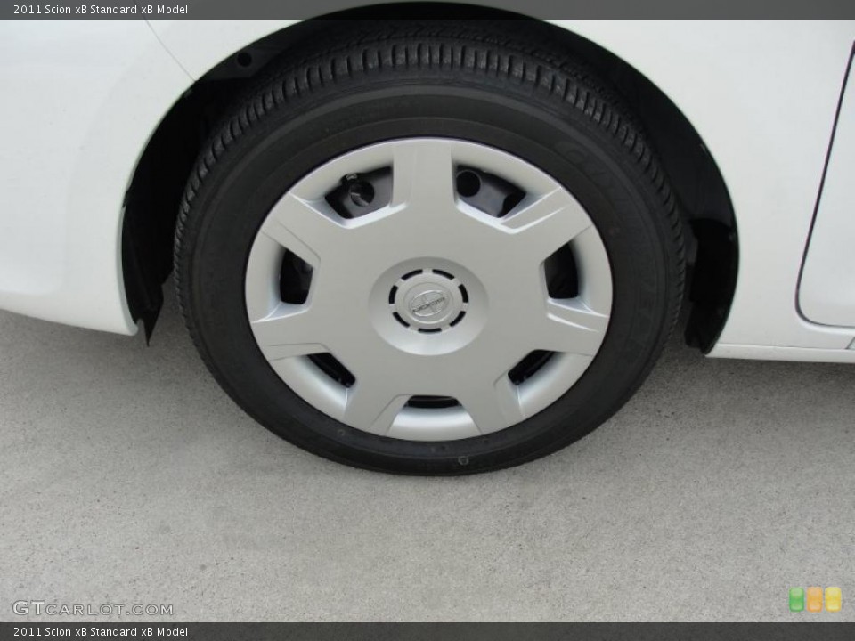 2011 Scion xB  Wheel and Tire Photo #47107613