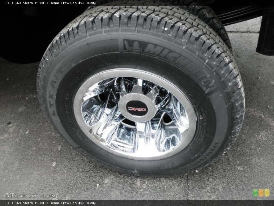 2011 GMC Sierra 3500HD Denali Crew Cab 4x4 Dually Wheel and Tire Photo #47210063