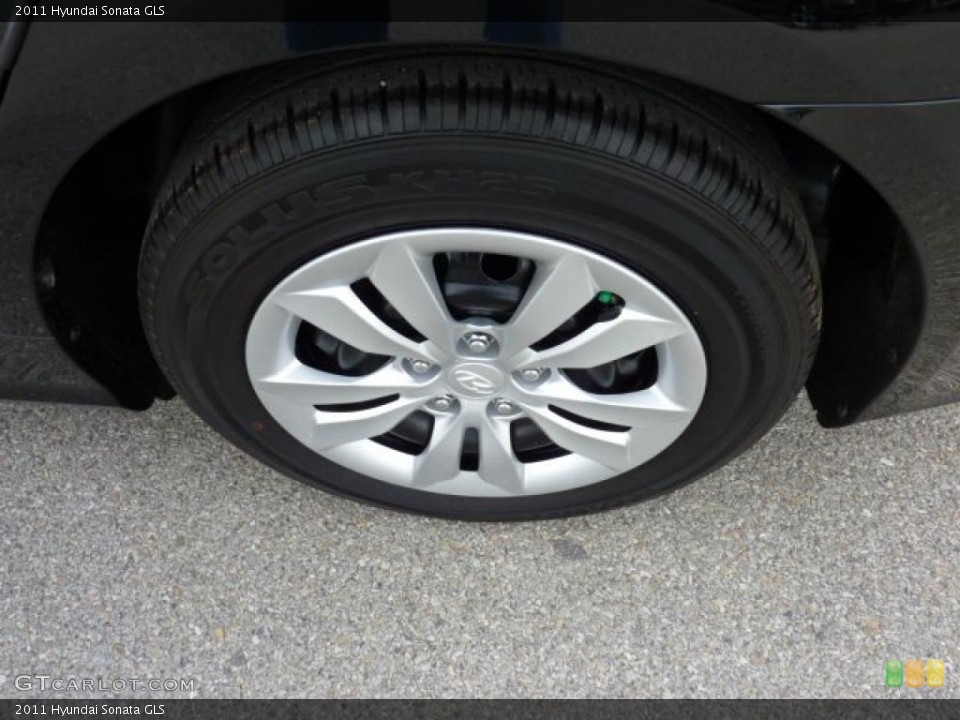 2011 Hyundai Sonata GLS Wheel and Tire Photo #47225222