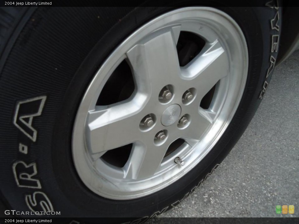 2004 Jeep Liberty Limited Wheel and Tire Photo #47229983