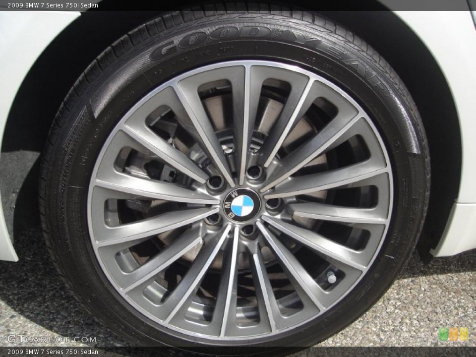 2009 BMW 7 Series 750i Sedan Wheel and Tire Photo #47233232