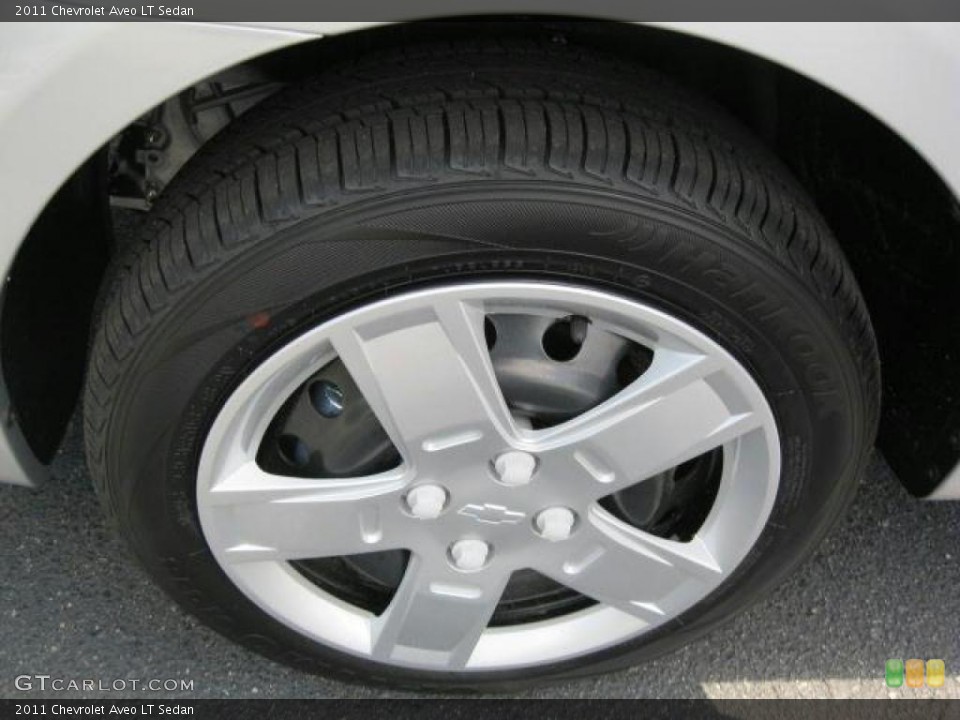 2011 Chevrolet Aveo LT Sedan Wheel and Tire Photo #47244284