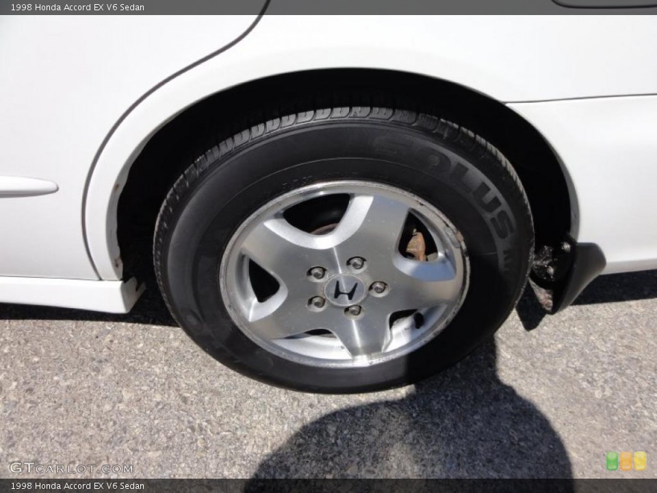 1998 Honda Accord EX V6 Sedan Wheel and Tire Photo #47249507