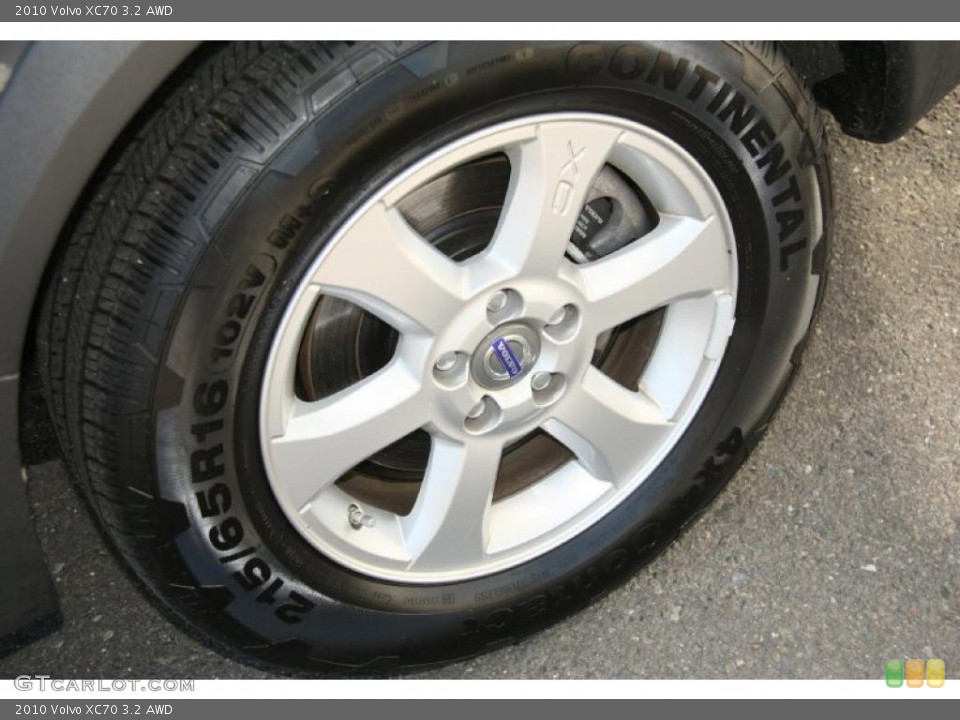 2010 Volvo XC70 3.2 AWD Wheel and Tire Photo #47260598