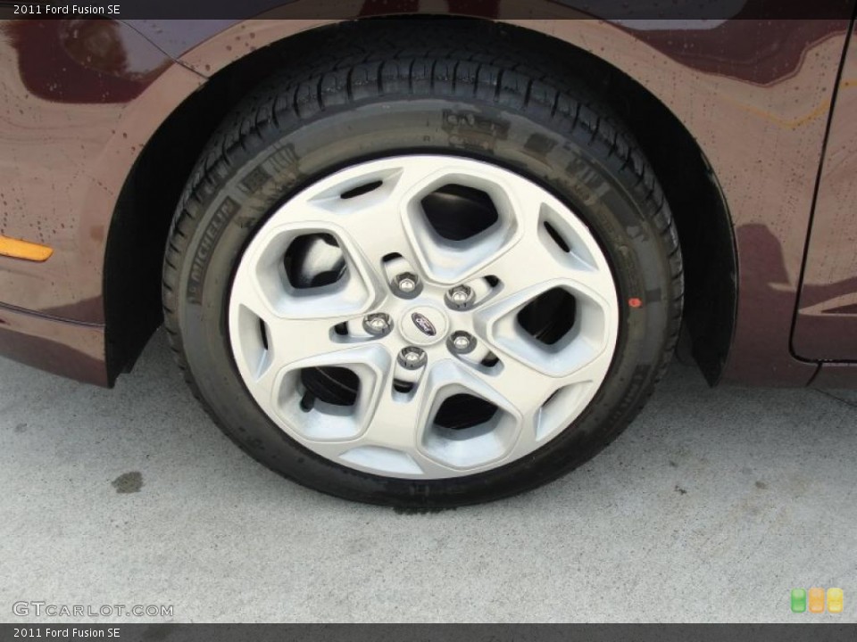 2011 Ford Fusion SE Wheel and Tire Photo #47260985
