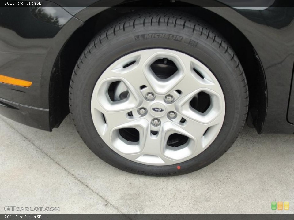 2011 Ford Fusion SE Wheel and Tire Photo #47261528