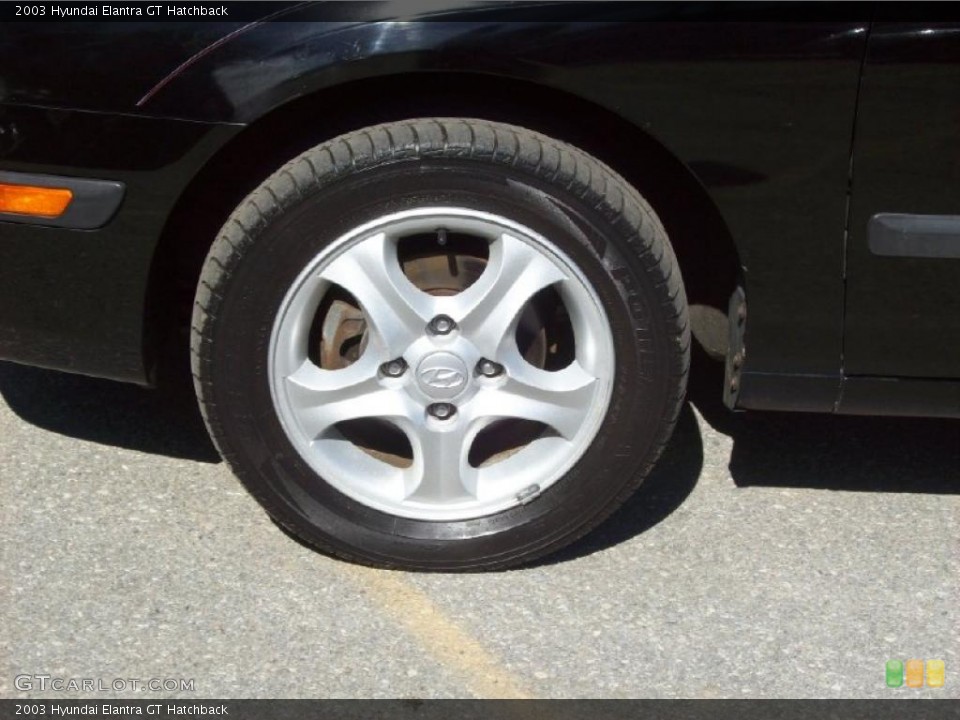 2003 Hyundai Elantra GT Hatchback Wheel and Tire Photo #47290227