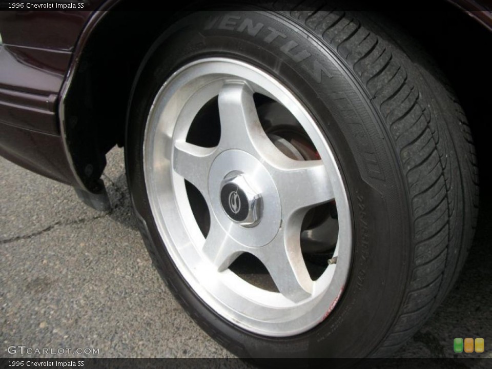 1996 Chevrolet Impala SS Wheel and Tire Photo #47303305
