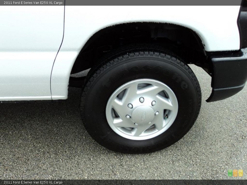 2011 Ford E Series Van E250 XL Cargo Wheel and Tire Photo #47330881