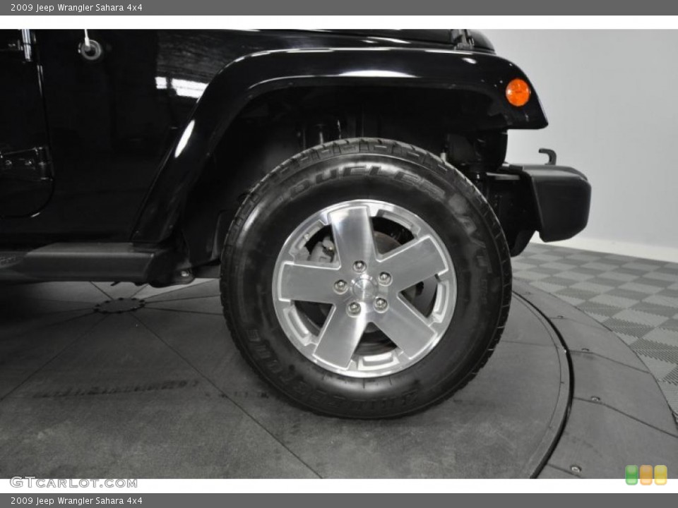2009 Jeep Wrangler Sahara 4x4 Wheel and Tire Photo #47336950