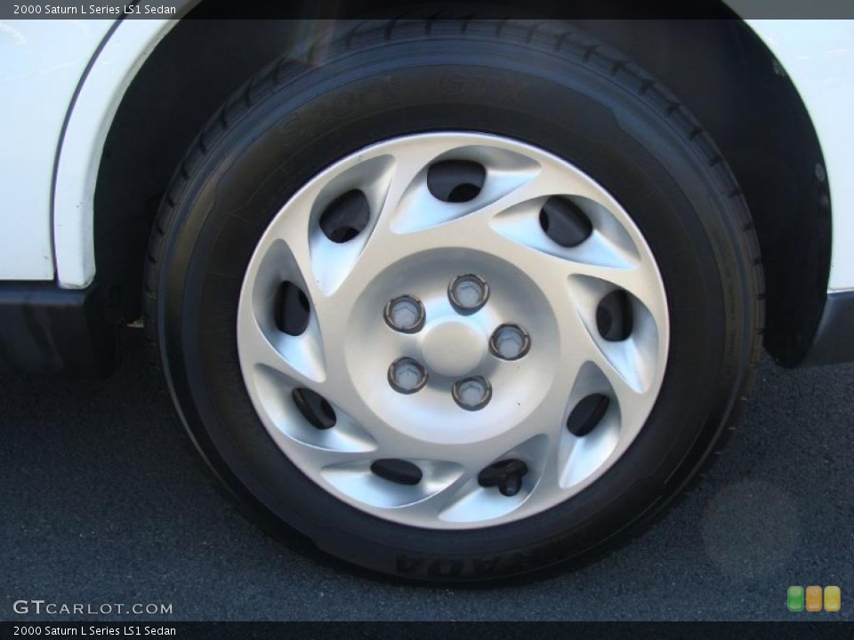 2000 Saturn L Series LS1 Sedan Wheel and Tire Photo #47337082