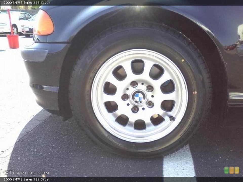 2000 BMW 3 Series 323i Sedan Wheel and Tire Photo #47358836