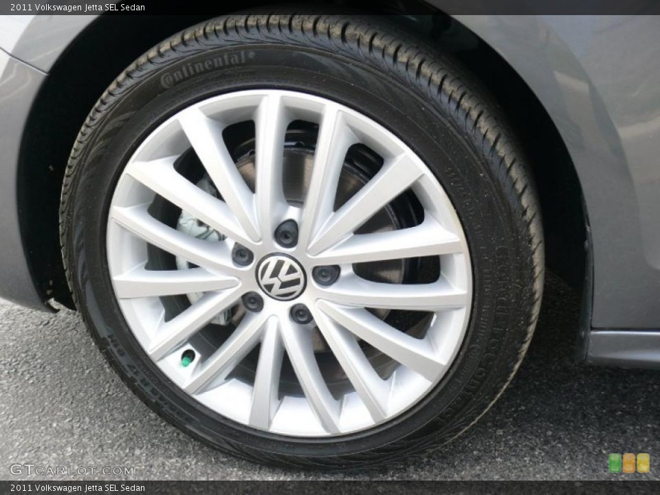 2011 Volkswagen Jetta SEL Sedan Wheel and Tire Photo #47389571