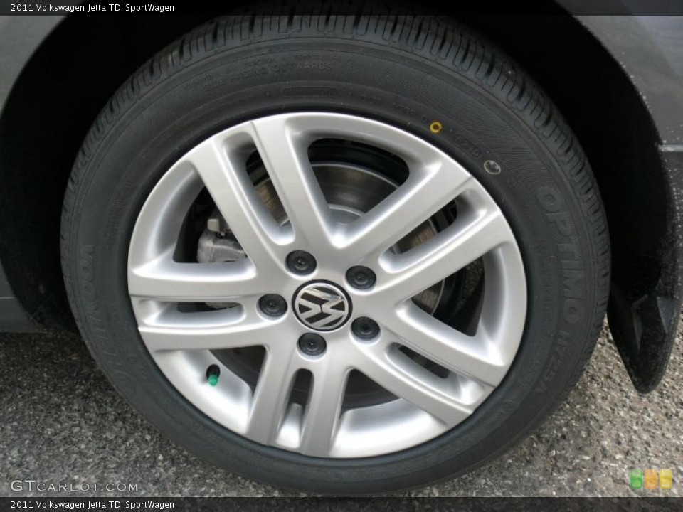 2011 Volkswagen Jetta TDI SportWagen Wheel and Tire Photo #47413505