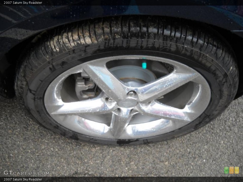 2007 Saturn Sky Roadster Wheel and Tire Photo #47416106