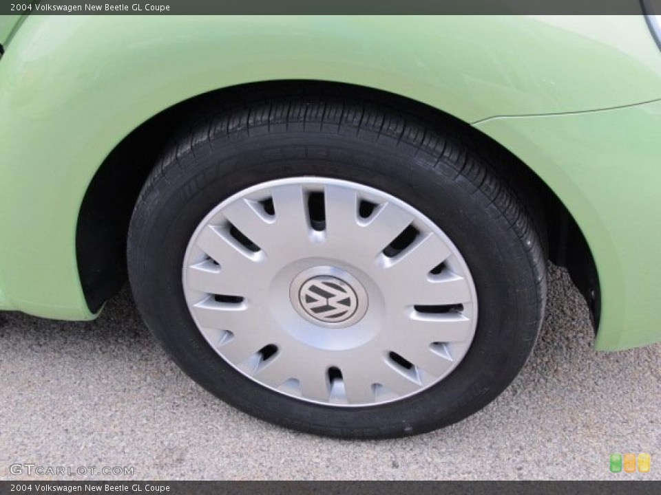 2004 Volkswagen New Beetle GL Coupe Wheel and Tire Photo #47423448