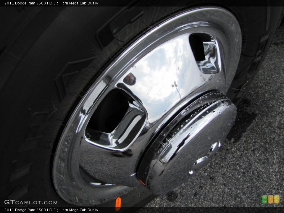 2011 Dodge Ram 3500 HD Big Horn Mega Cab Dually Wheel and Tire Photo #47430630