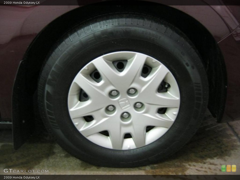 2009 Honda Odyssey LX Wheel and Tire Photo #47471026