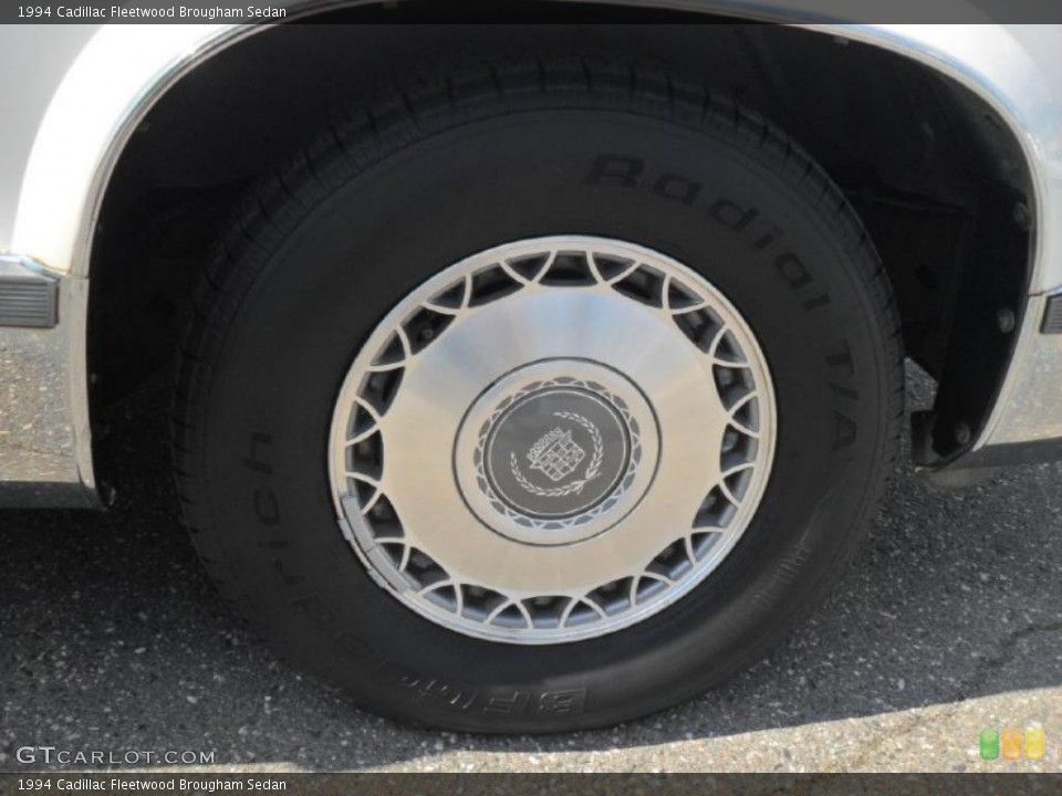 1994 Cadillac Fleetwood Wheels and Tires