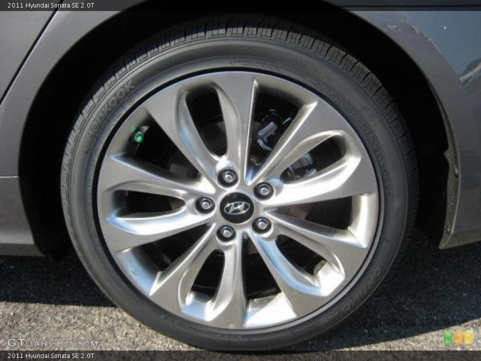 2011 Hyundai Sonata SE 2.0T Wheel and Tire Photo #47532001