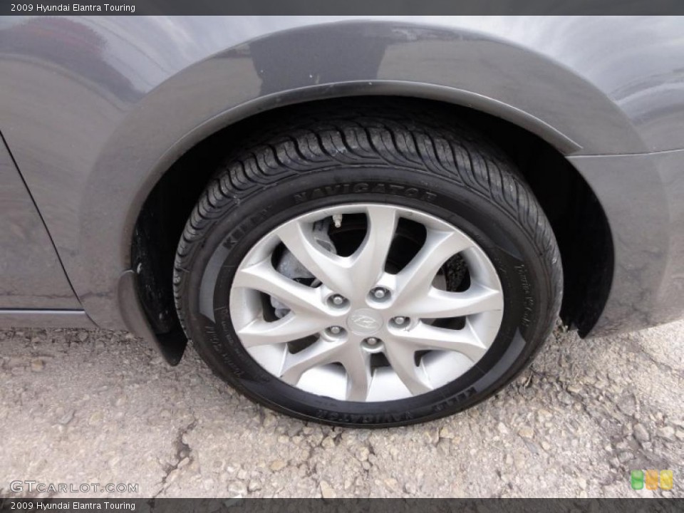 2009 Hyundai Elantra Touring Wheel and Tire Photo #47555345